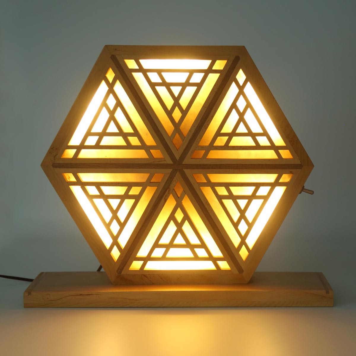 Archa Woodn Engraved Lamp Stand Set | Hexagonal Wooden Lamp Holder Set 1