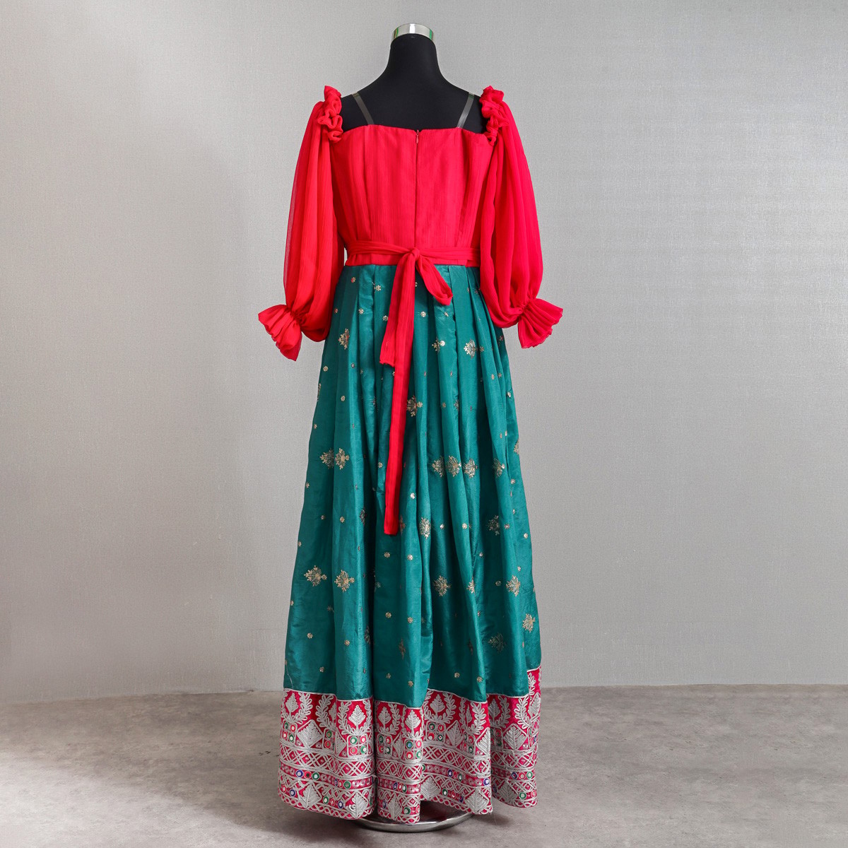 Traditional Afghan Dress with Embroidered Details 3