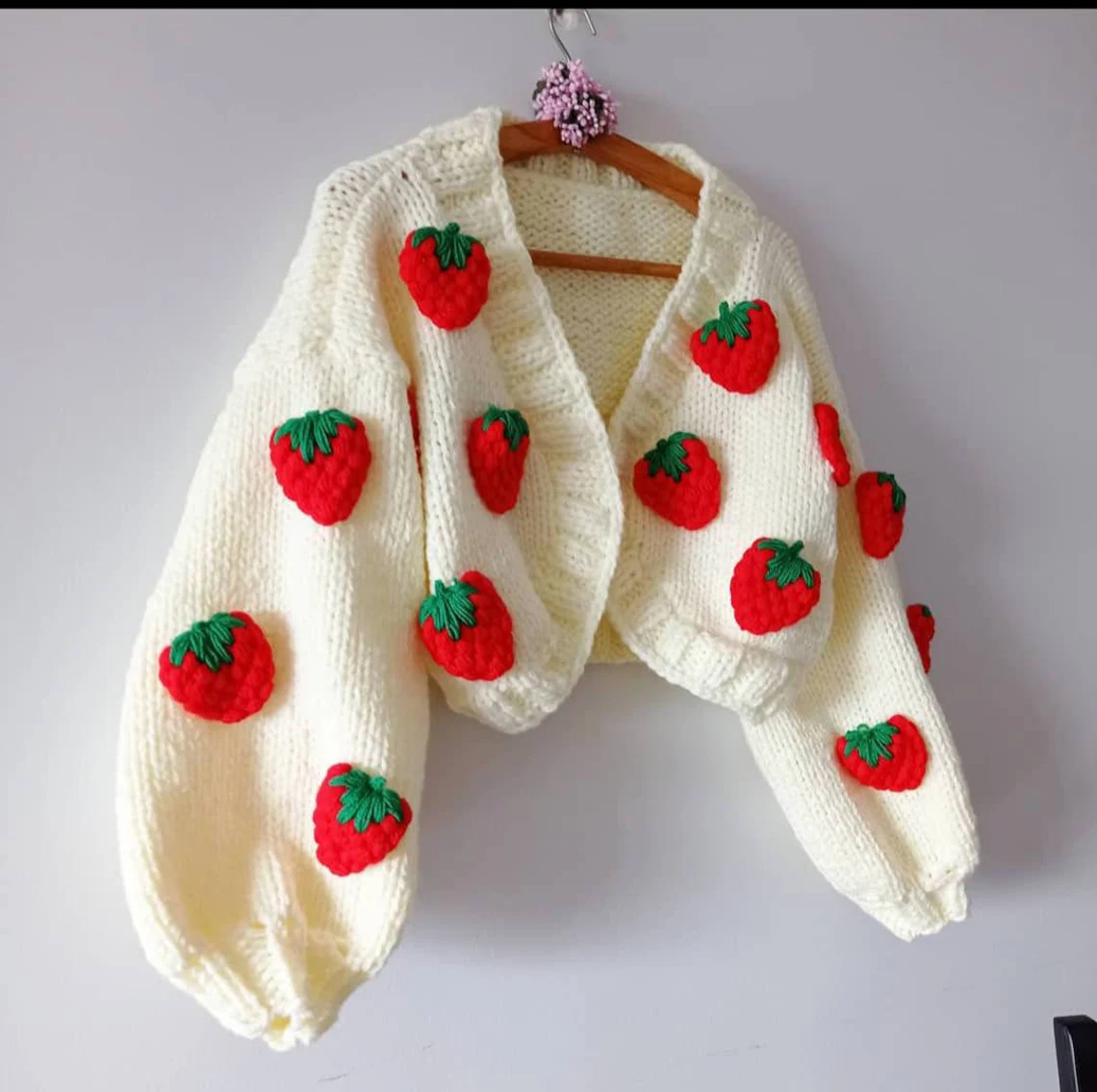 Strawberry chunky crop cardigan for woman with 14 handmade strawberries 1