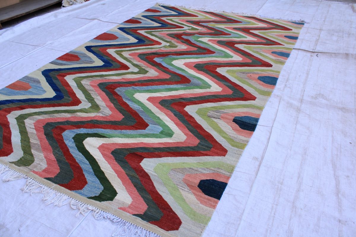 Stuuning Handmade Chobrang Kilim With Nice Colors 2