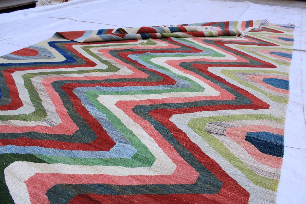 Stuuning Handmade Chobrang Kilim With Nice Colors 5
