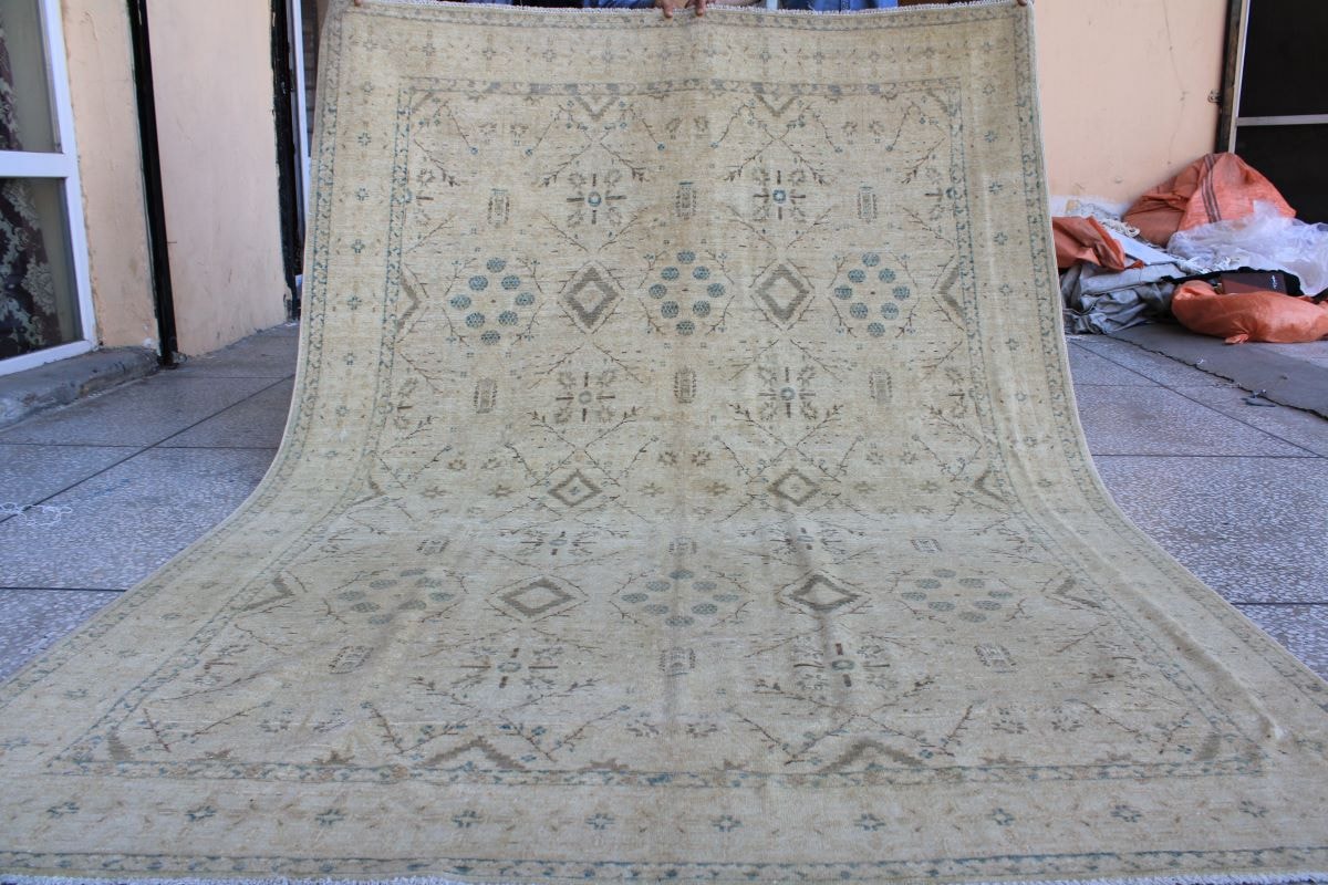 Stunning Antique White Chobi Rug  6