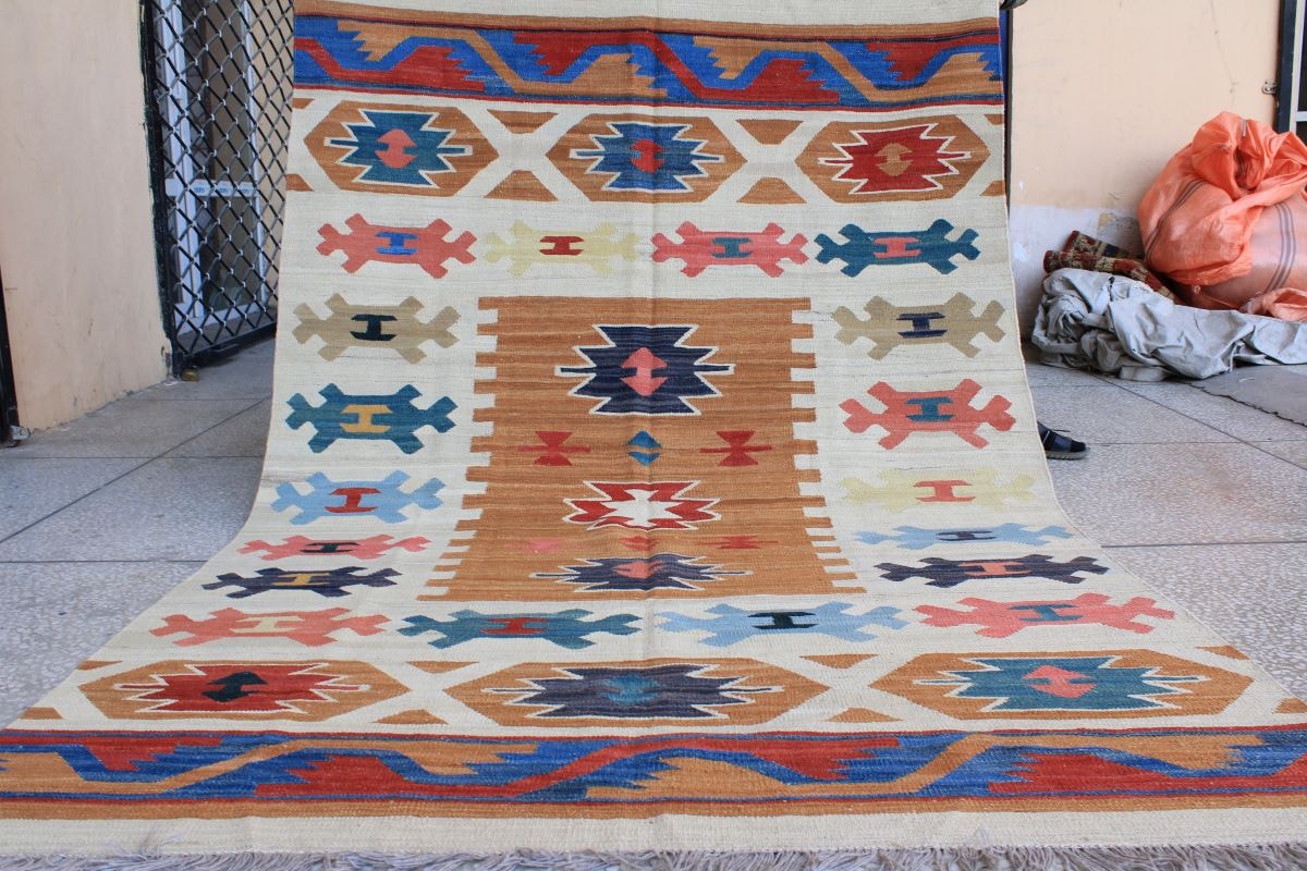 Flower Print Hand Knotted Kilim Rug 5