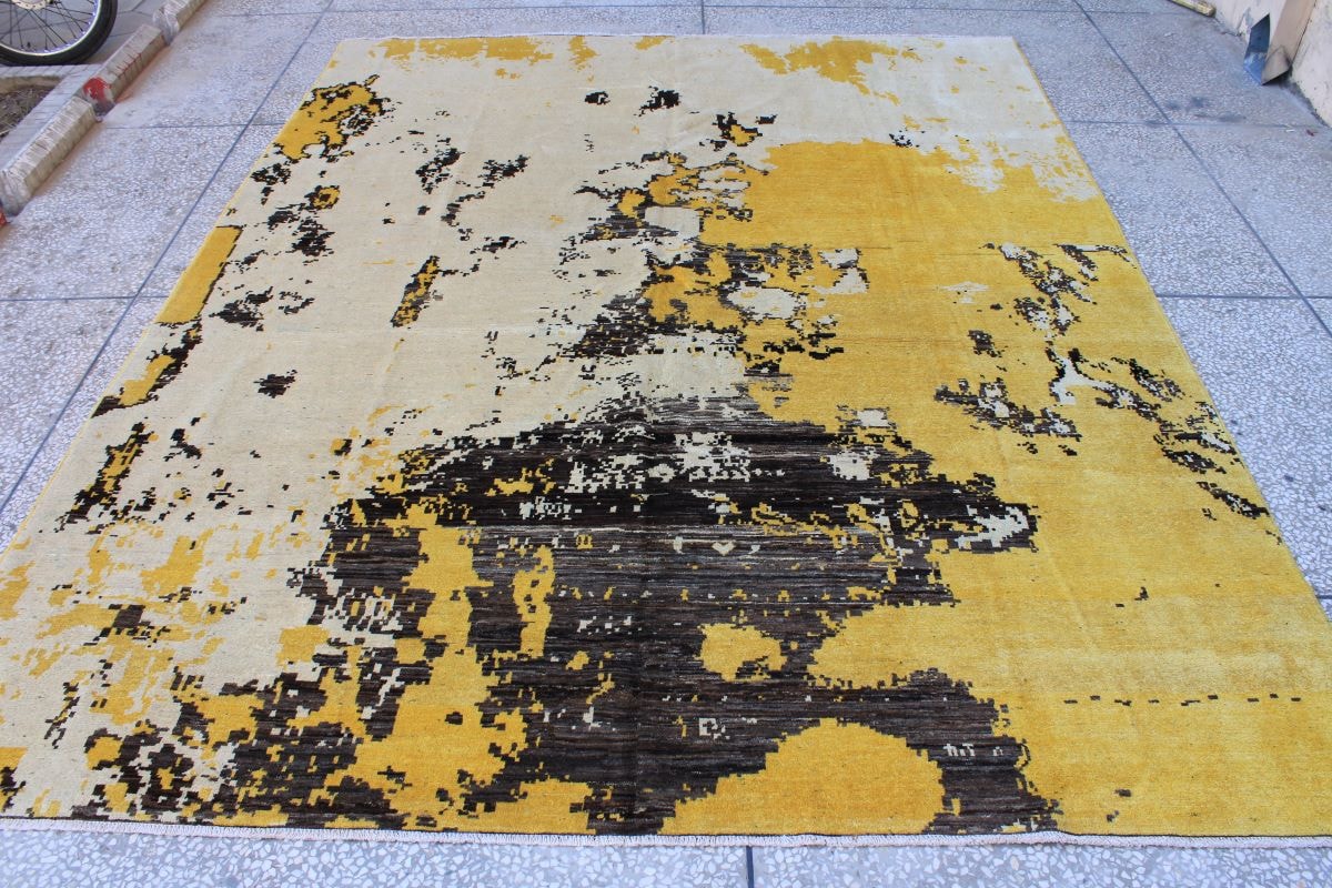 Yellowish Stunning Modern Design Chobrang Carpet 1