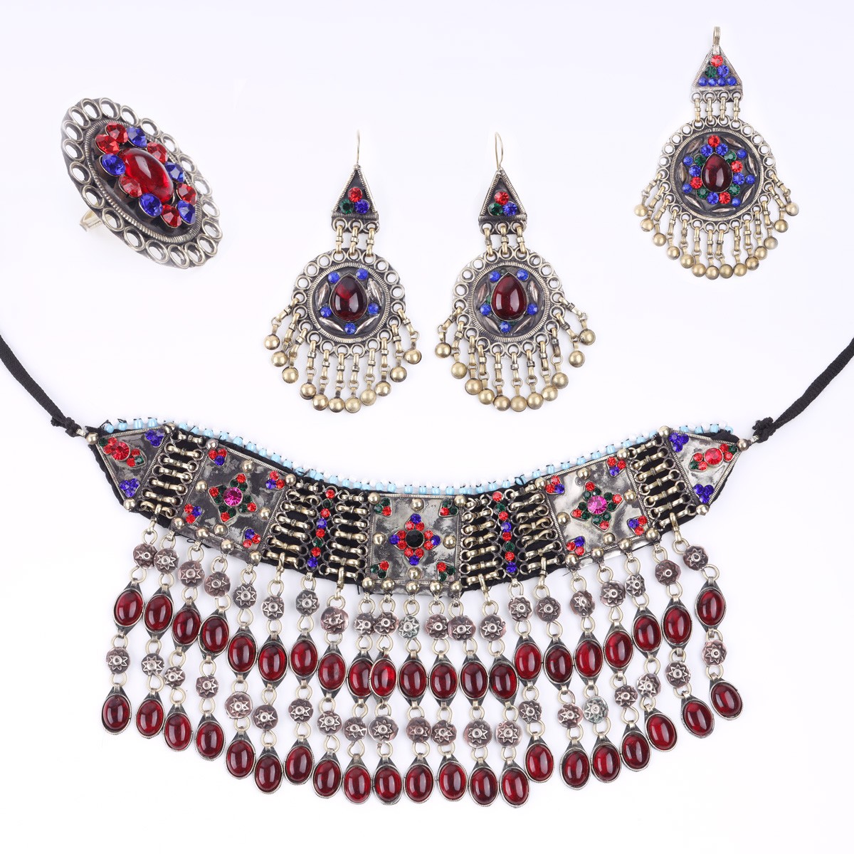 Bronze Antique Traditional Bridal Jewelry Set | Choker Necklace, Oval Ring, Hook Earrings & Headpiece 1
