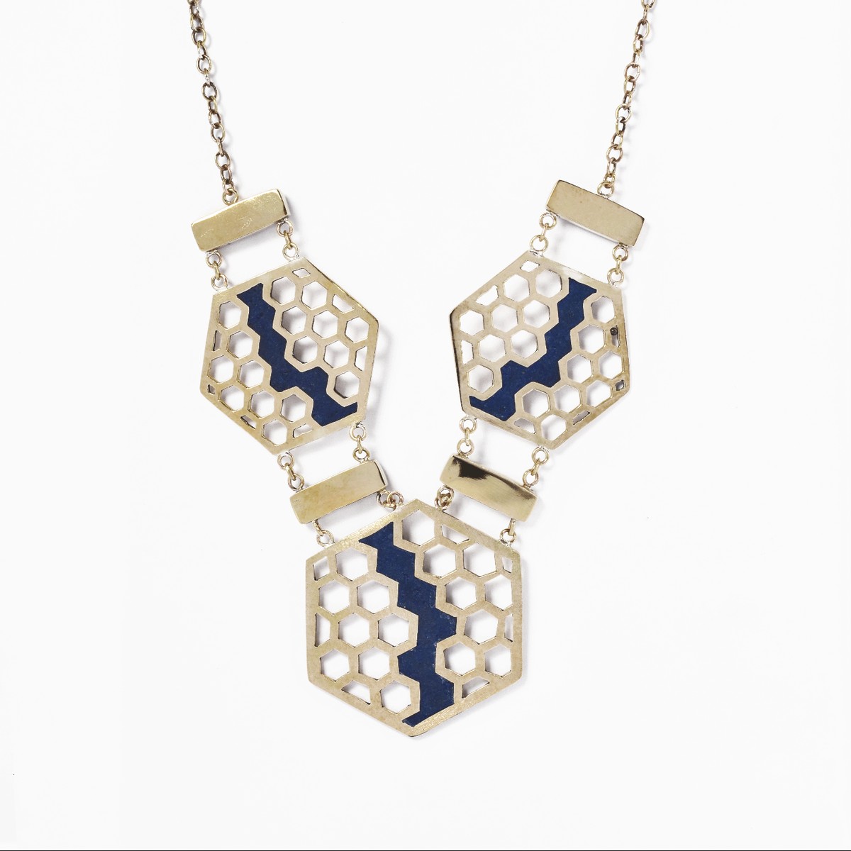 River-Inspired Necklace – Elegant Handmade Design 1