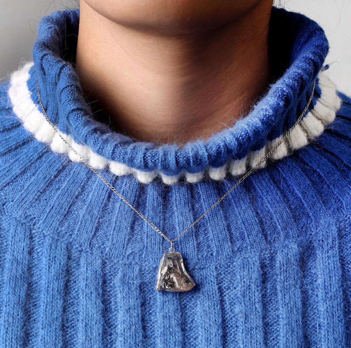 Smoky Quartz Rough Cut Pendant | Silver Drop Chain Locket 3