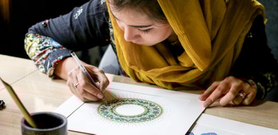 How Does Art Empower a Society? A Deep Dive into the Impact of Artisans photo