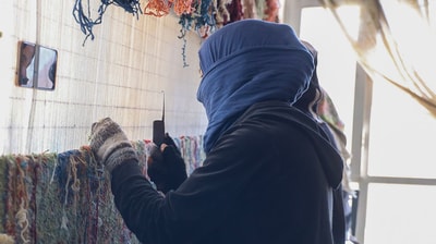 Negar-e-Zarin Carpets and Rugs 2