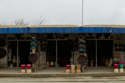 Istalefi Pottery Shop 3