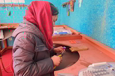 Lal-Hendokosh Jewelry 9