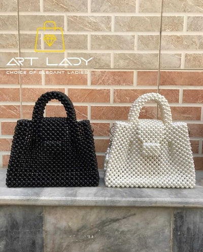 M Art Lady 7