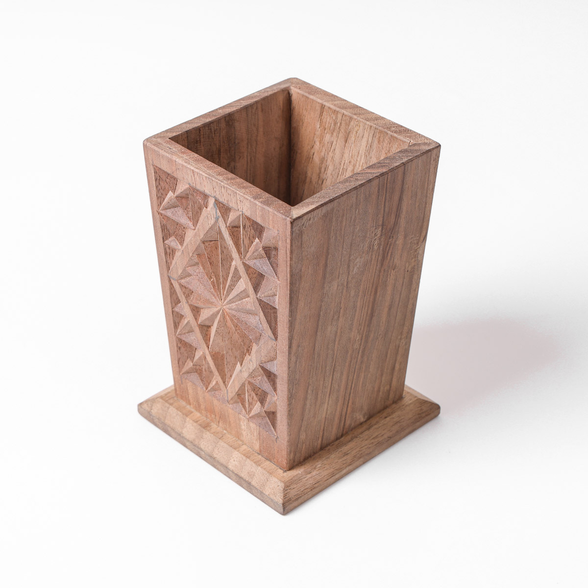 Wooden Pen Holder |walnut wood|Handcrafted Pen Stand