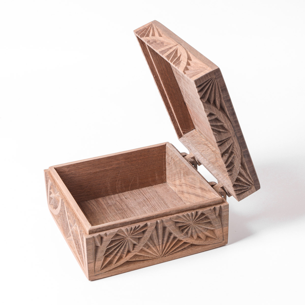 Jewelry Box With Fine Carvings | walnut Wood Jewelry Box