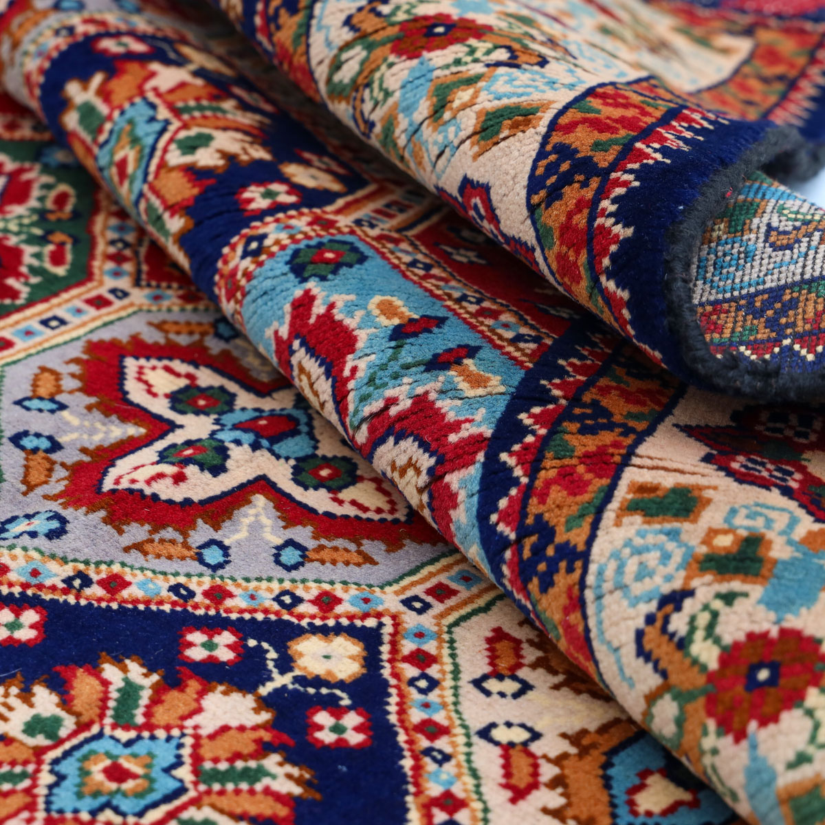 Kashigul Rug - 7'9" x 3'9" (ft)
