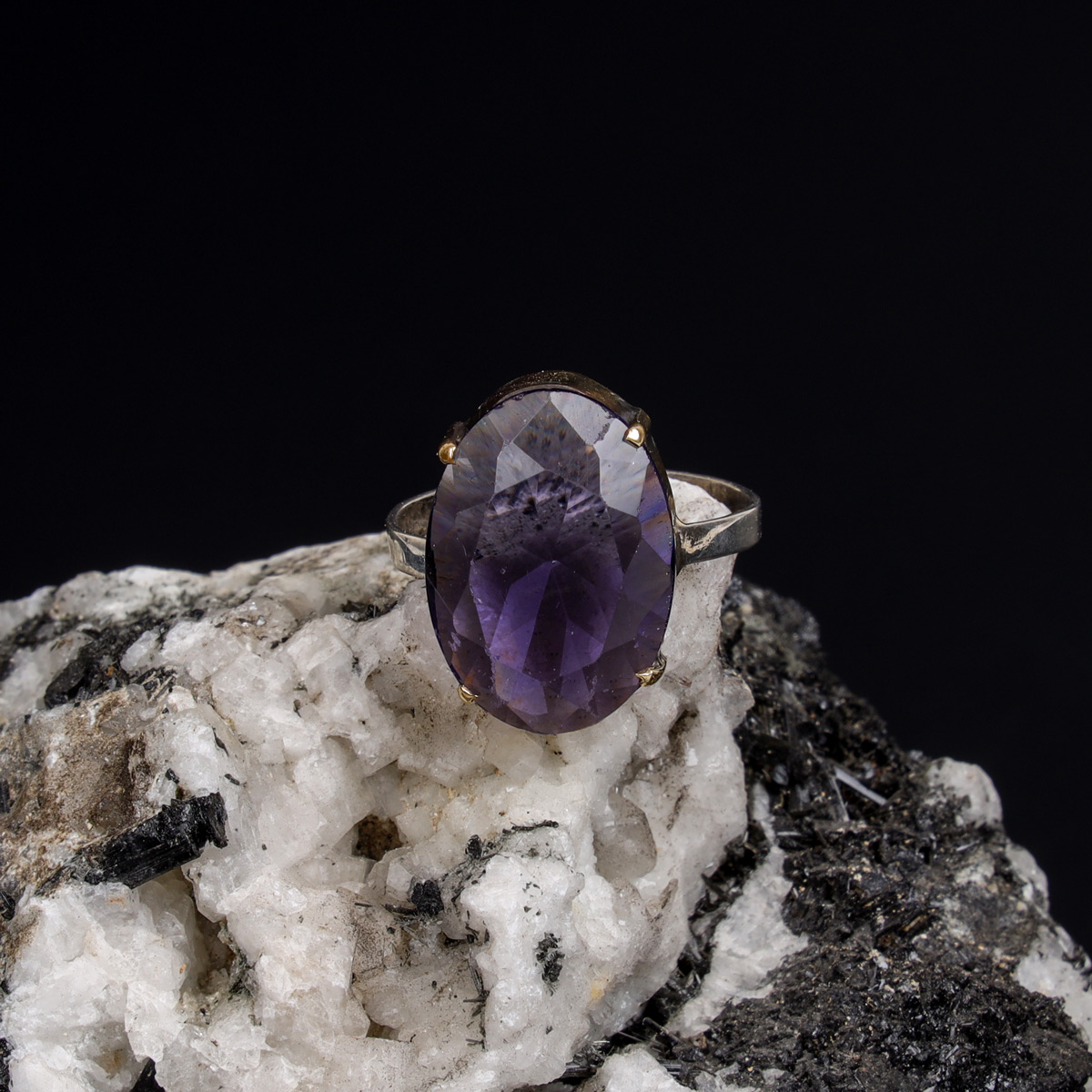 Purple Amethyst Stone Oval Ring | 925 Silver Solitaire Ring 