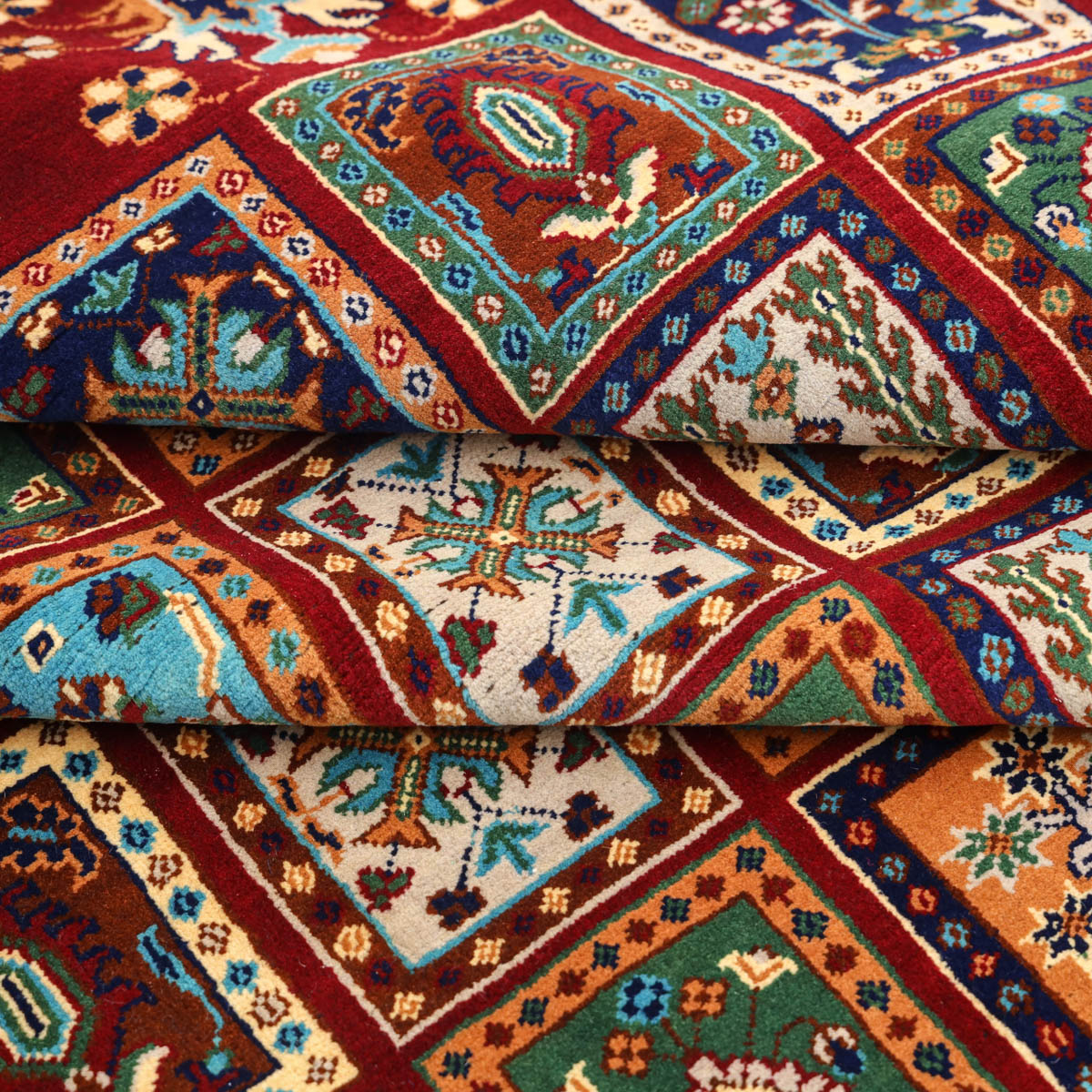 Aina Red Carpet 13'8 x 9'8(ft)