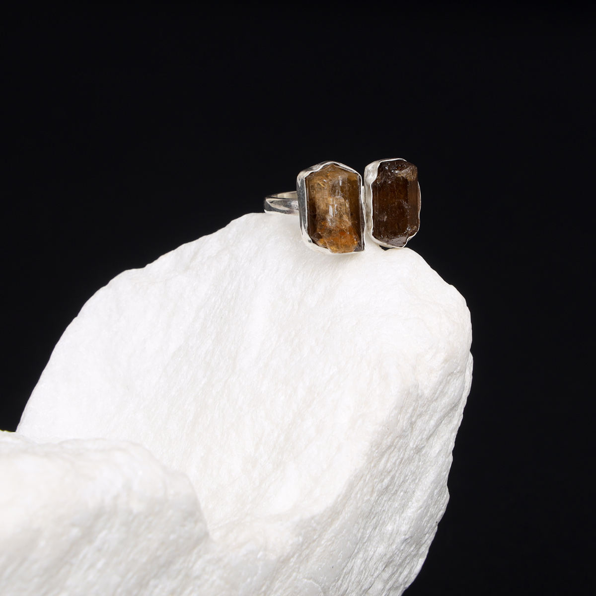 Yellow Scapular Stone Ring | Silver Classic Ring