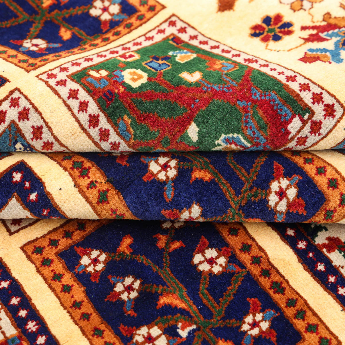Aeina Carpet 11'8 x 7'9(ft)