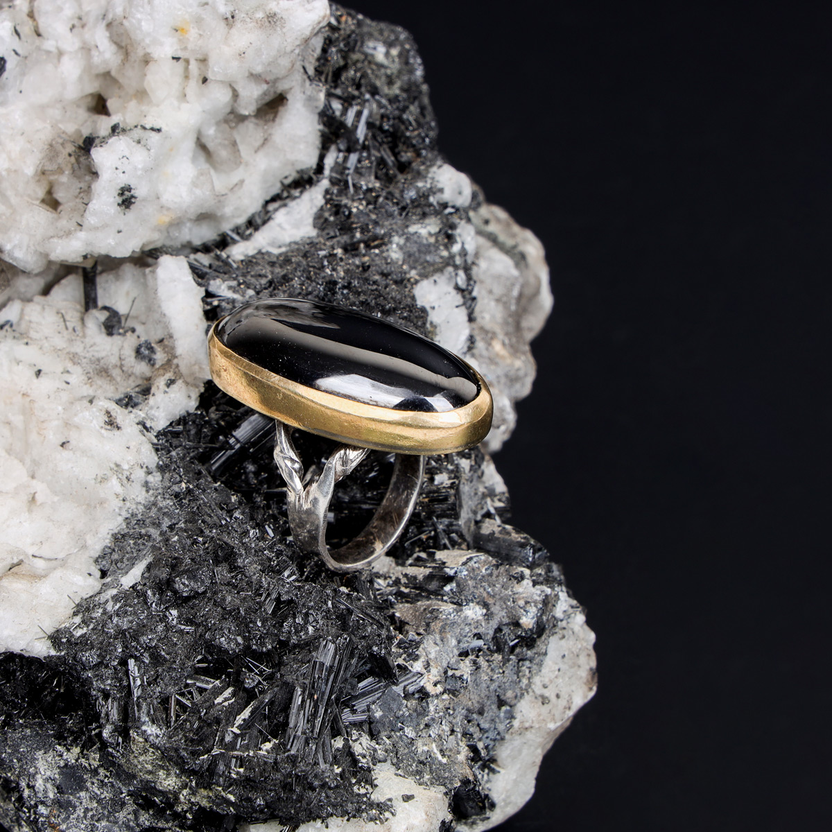 Black Hadeed Stone Oval Silver Ring | Bronze Classic Ring