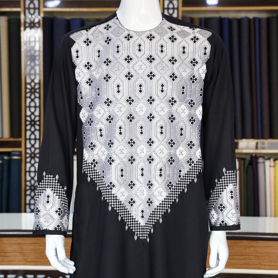 Afghan Men's Cloths, Traditional Perahan Tunban Black
