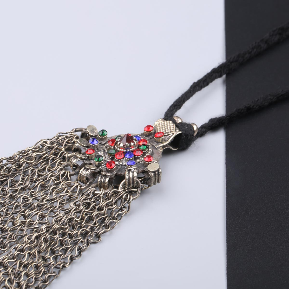 Tribal Multi-Stranded Drop Pendant | Bezel Vintage Locket
