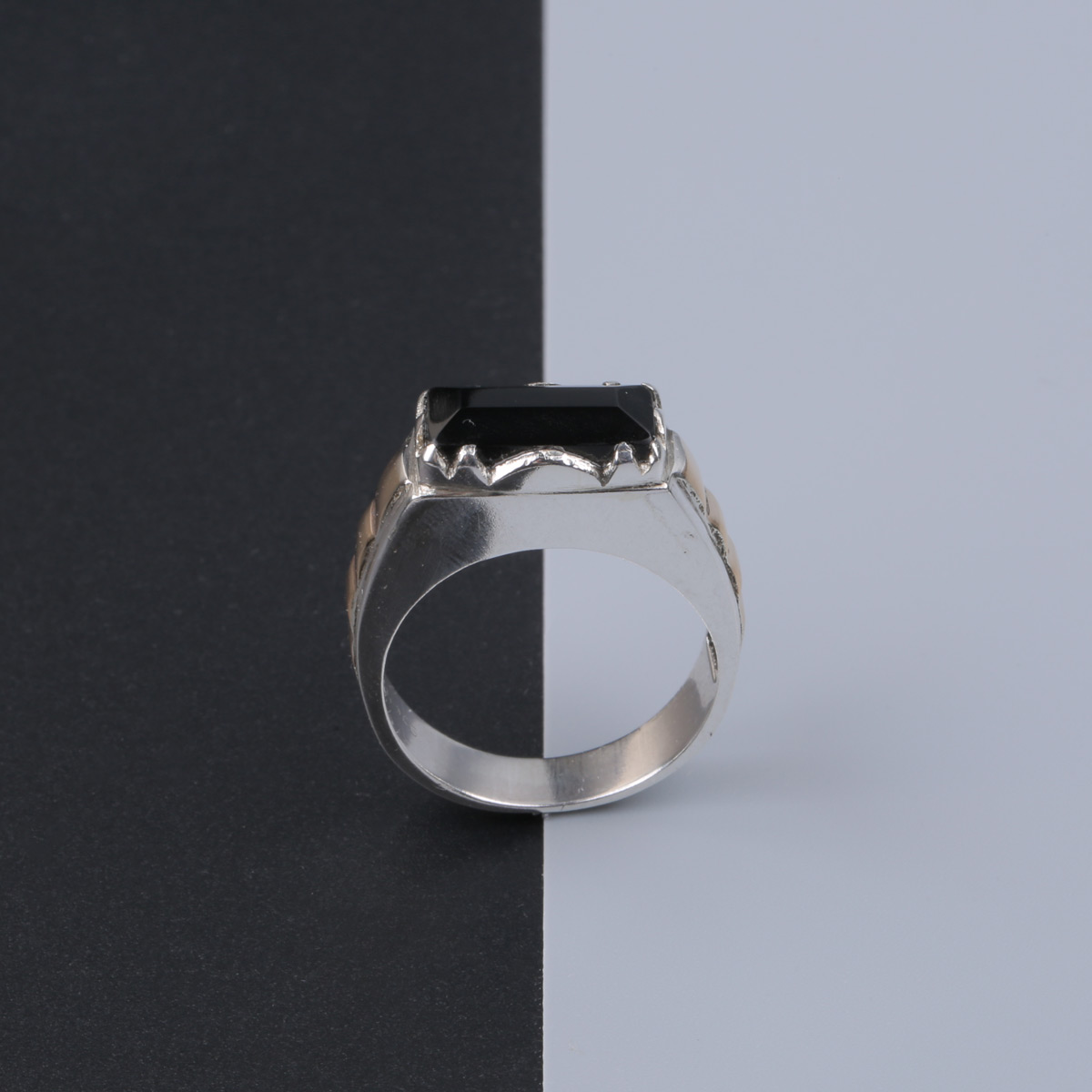 Black Carnelian Ring | Silver Flat Stone Ring
