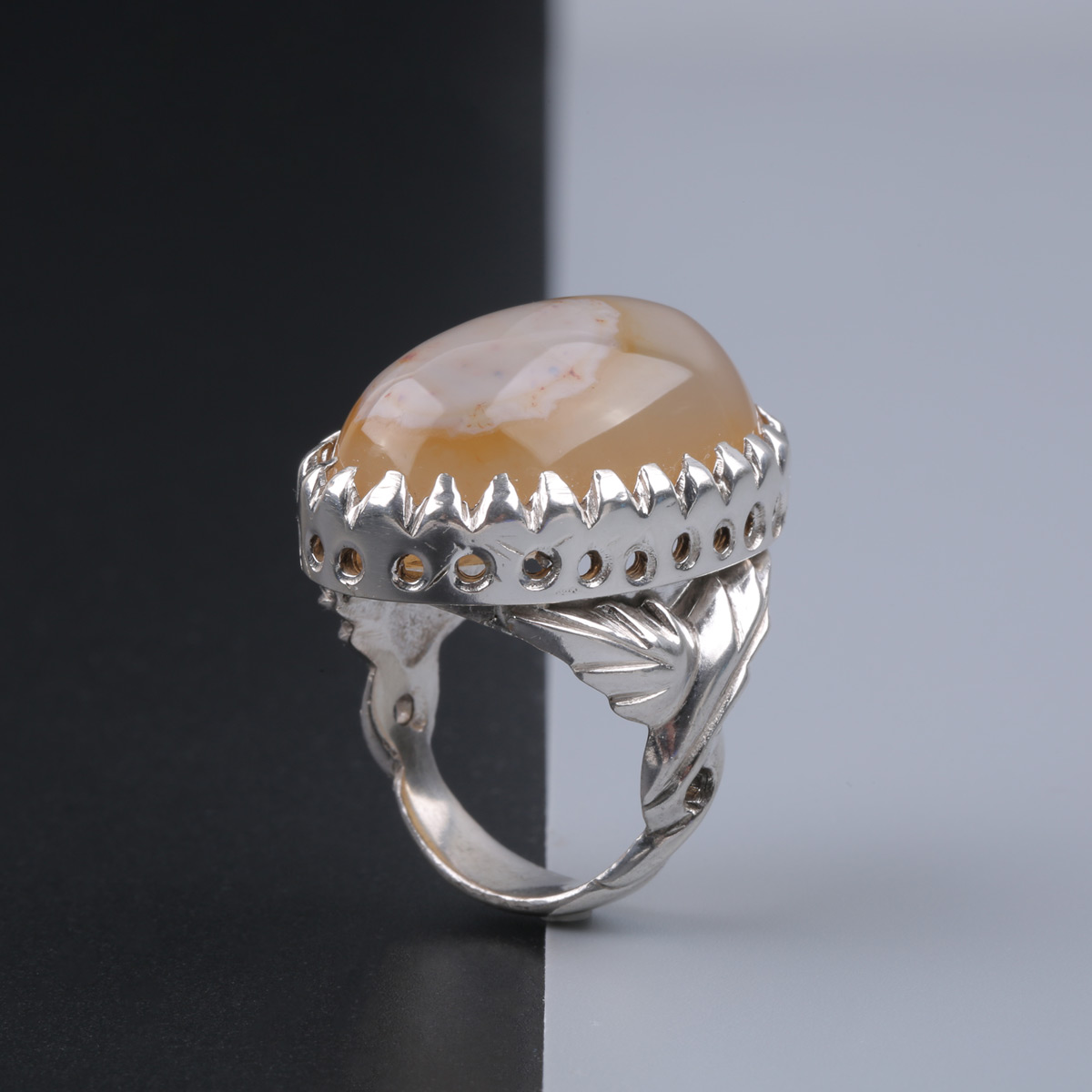 Carnelian Round Ring | Silver Men's Ring