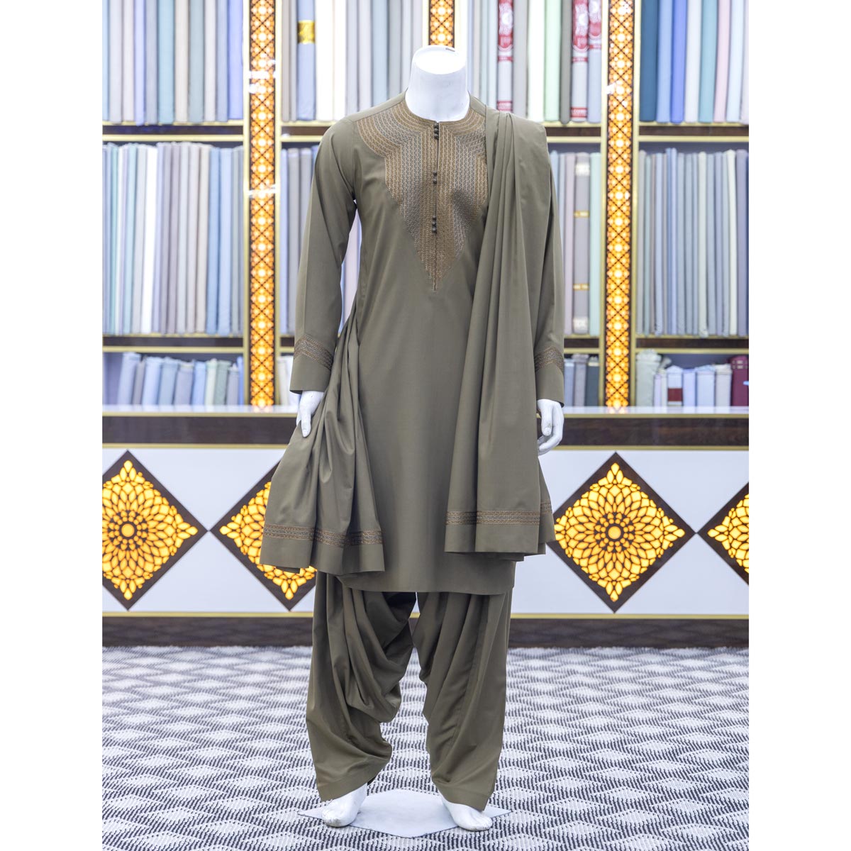 Peran o Tunban | Afghan Traditional Embroidered Men's clothes