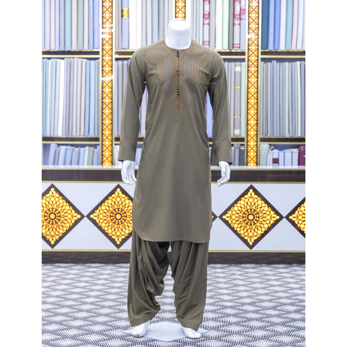 Peran o Tunban | Afghan Traditional Embroidered Men's clothes
