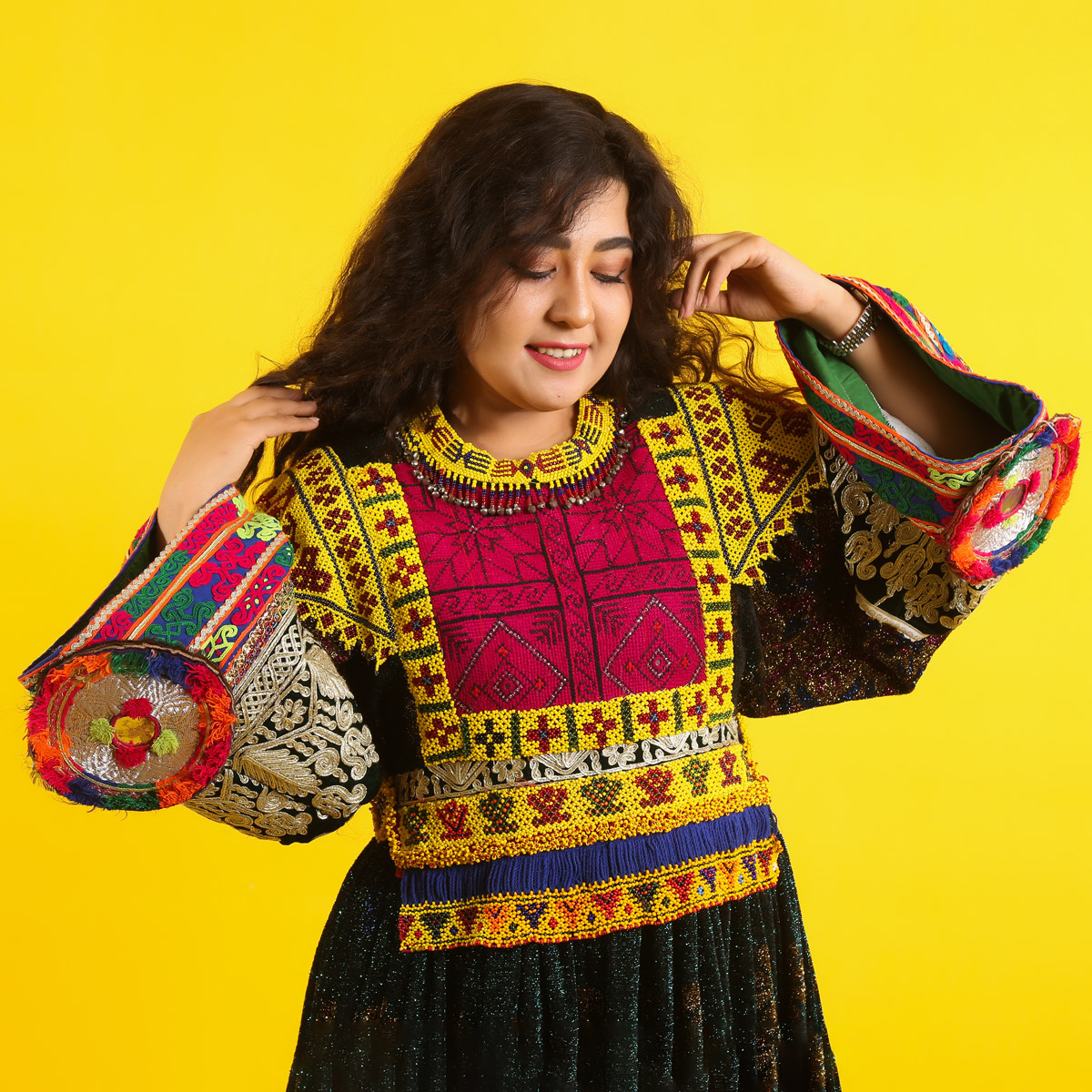 Black Zari Gande Afghani | Balloon Sleeves Pleated Afghan Dress