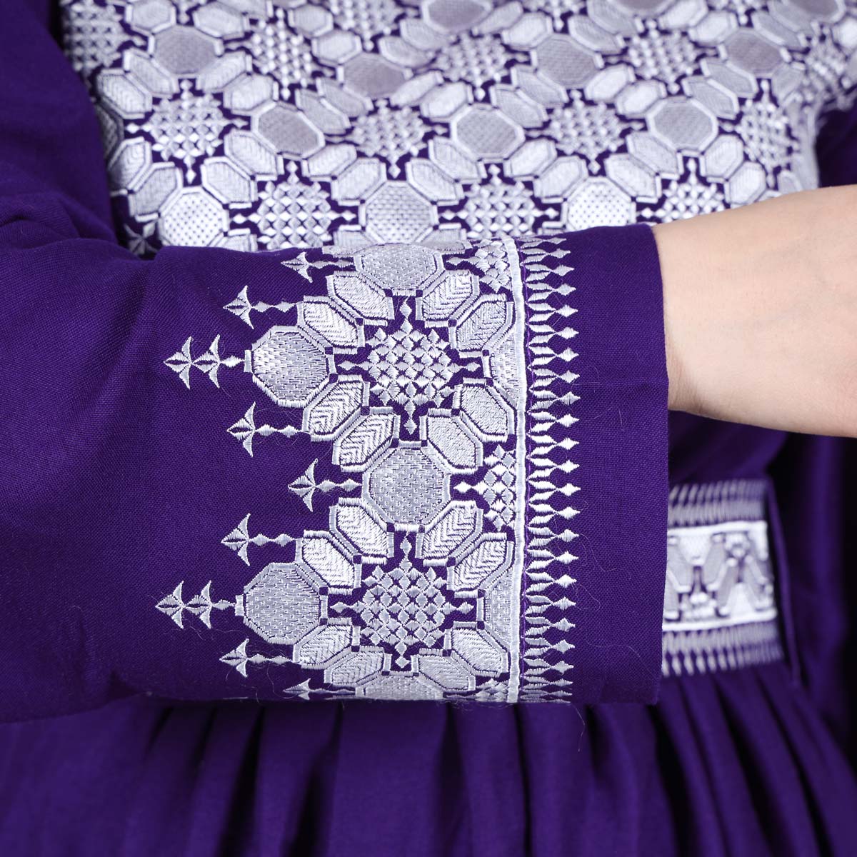 Purple Simple Hazaragi Embroidered Dress | Shaal Shari Dress With Jewelry & Hat