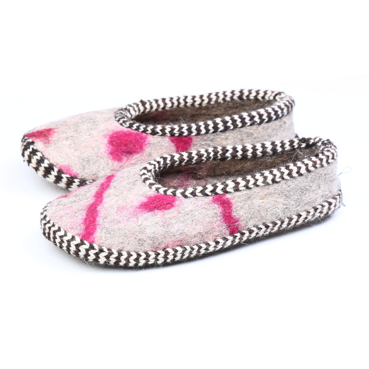 Handmade Wool Slippers – Embroidered Felted House Shoes – Cozy Indoor Slippers for Women