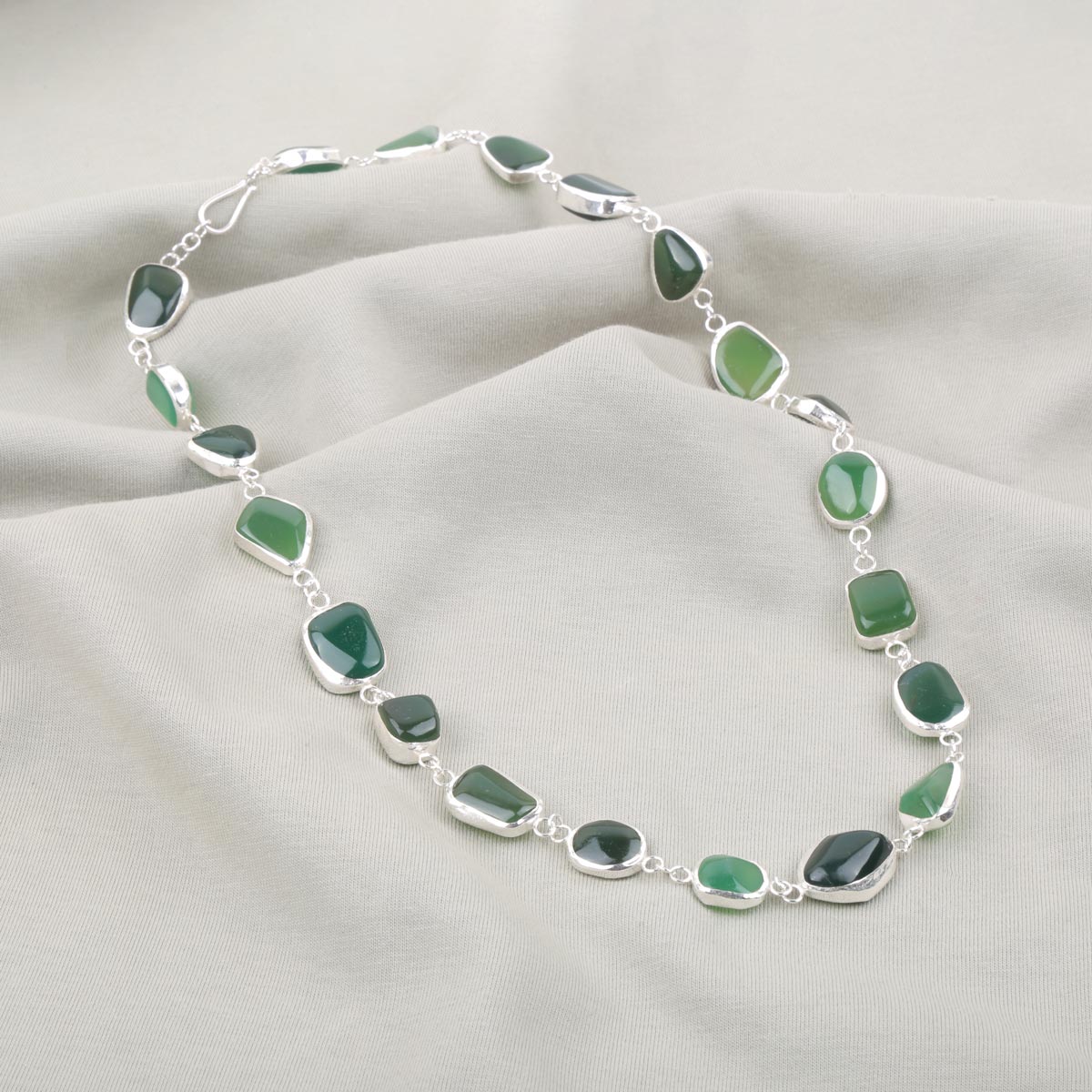 Green Agate Necklace| Silver Station Necklace
