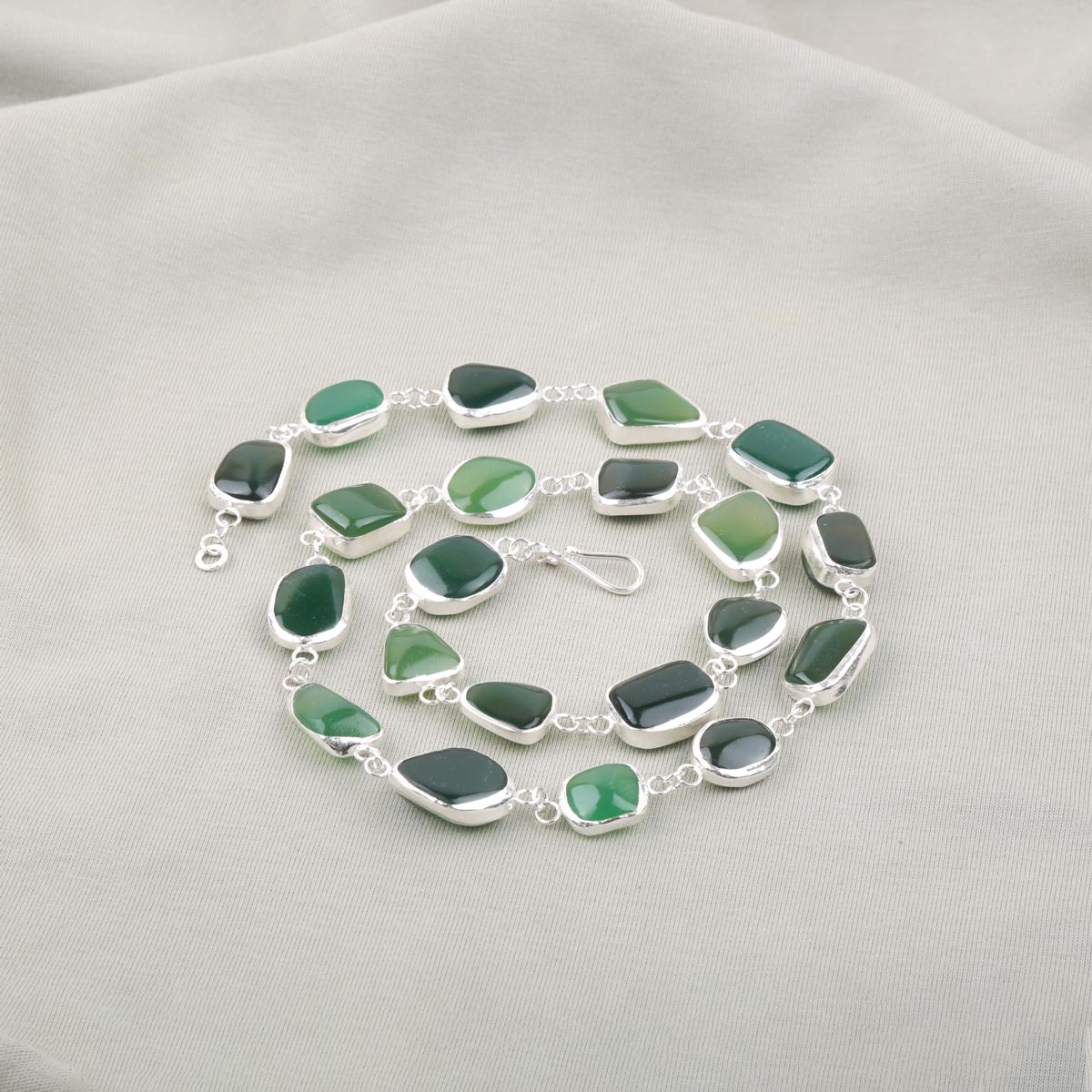 Green Agate Necklace| Silver Station Necklace