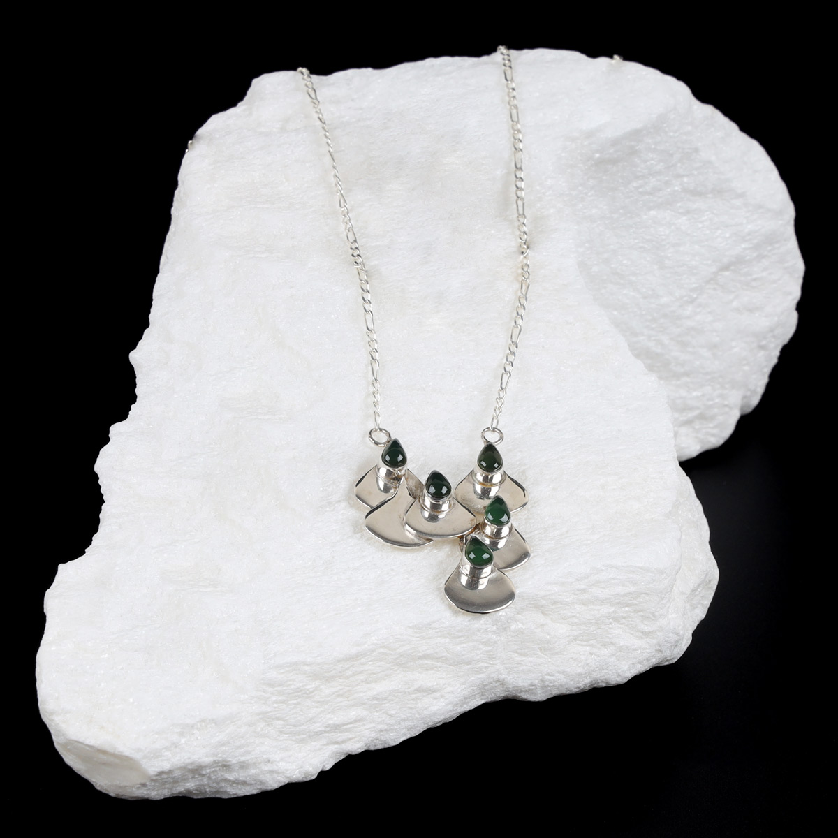 Rain Drops Design Green Agate Necklace