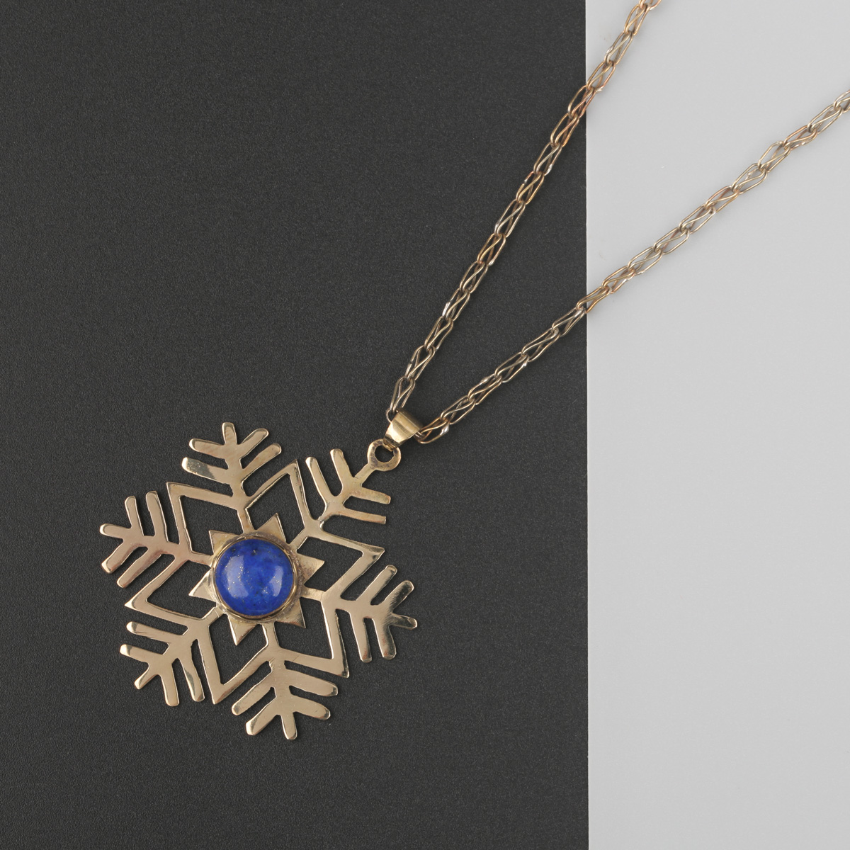 Snow Design Lapis Necklace | Brass Locket Necklace