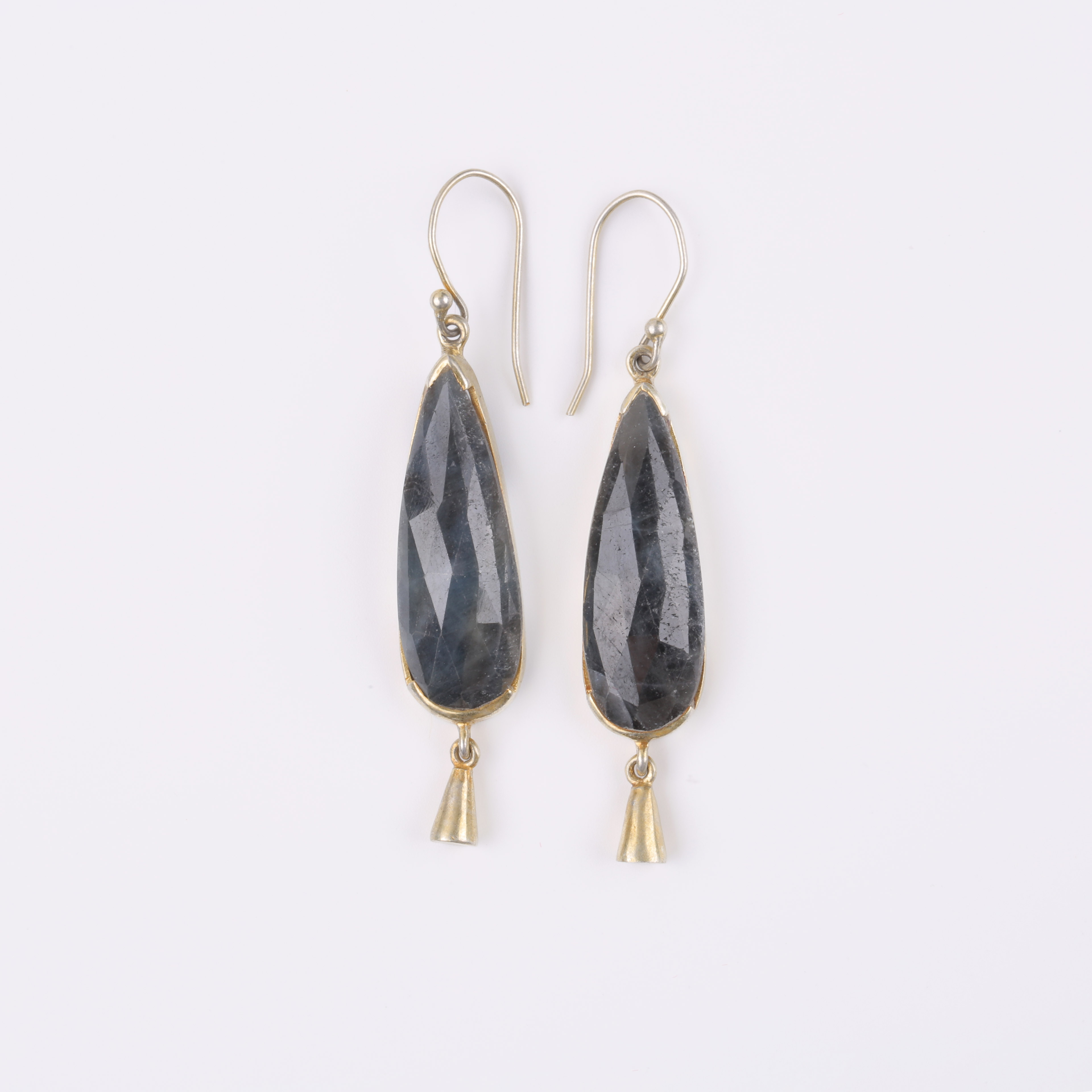 Gold-Pleated Hook Earrings | Teardrop Earrings