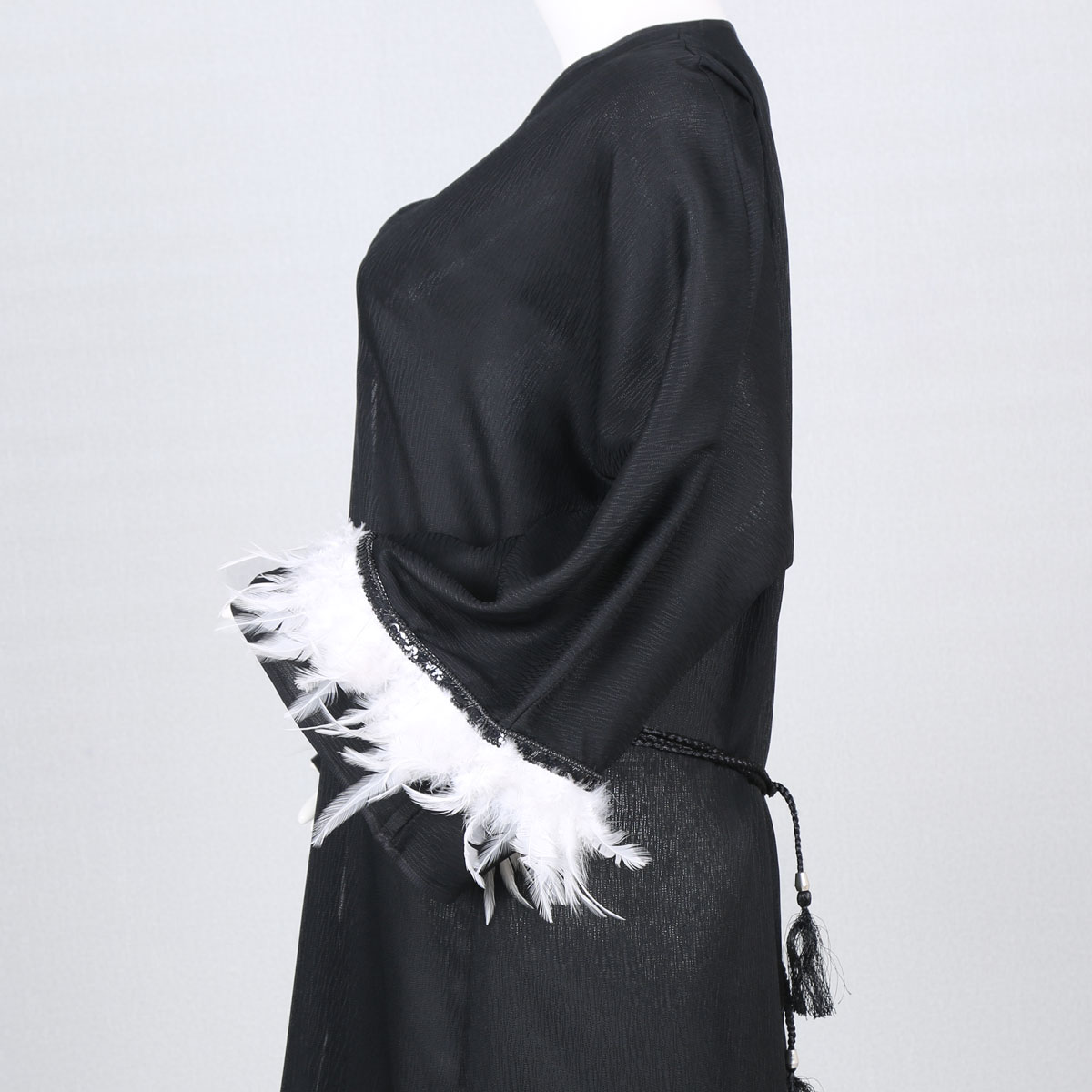 Black Modern Abaya | Silk Hijab With Fur Sleeves 