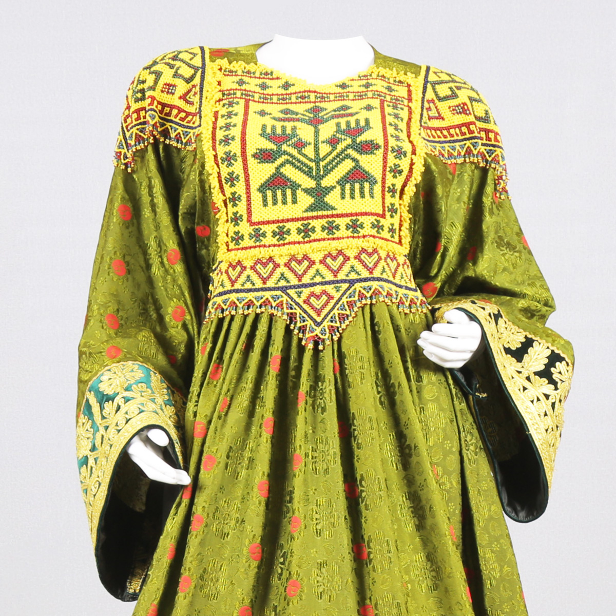 Light Green Velvet Embroidered Dress | Gand e Afghani