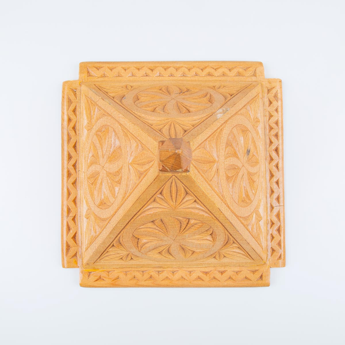 Archa Wooden Cake Dish | Engraved Handcrafted Cake Dish  
