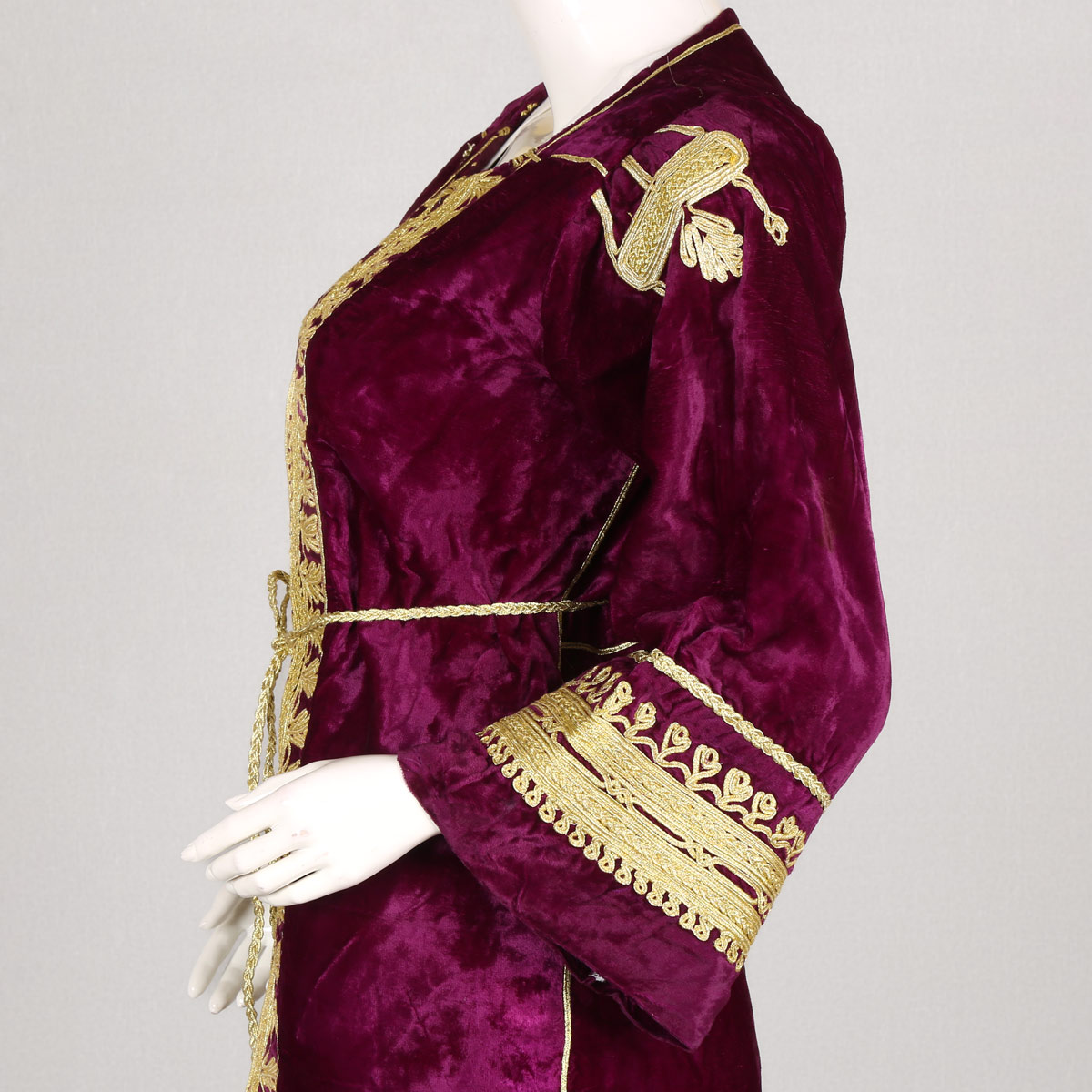 Pinkish Violet Cherma Embroidered Shrug | Velvet Party Wear Fancy Shrug