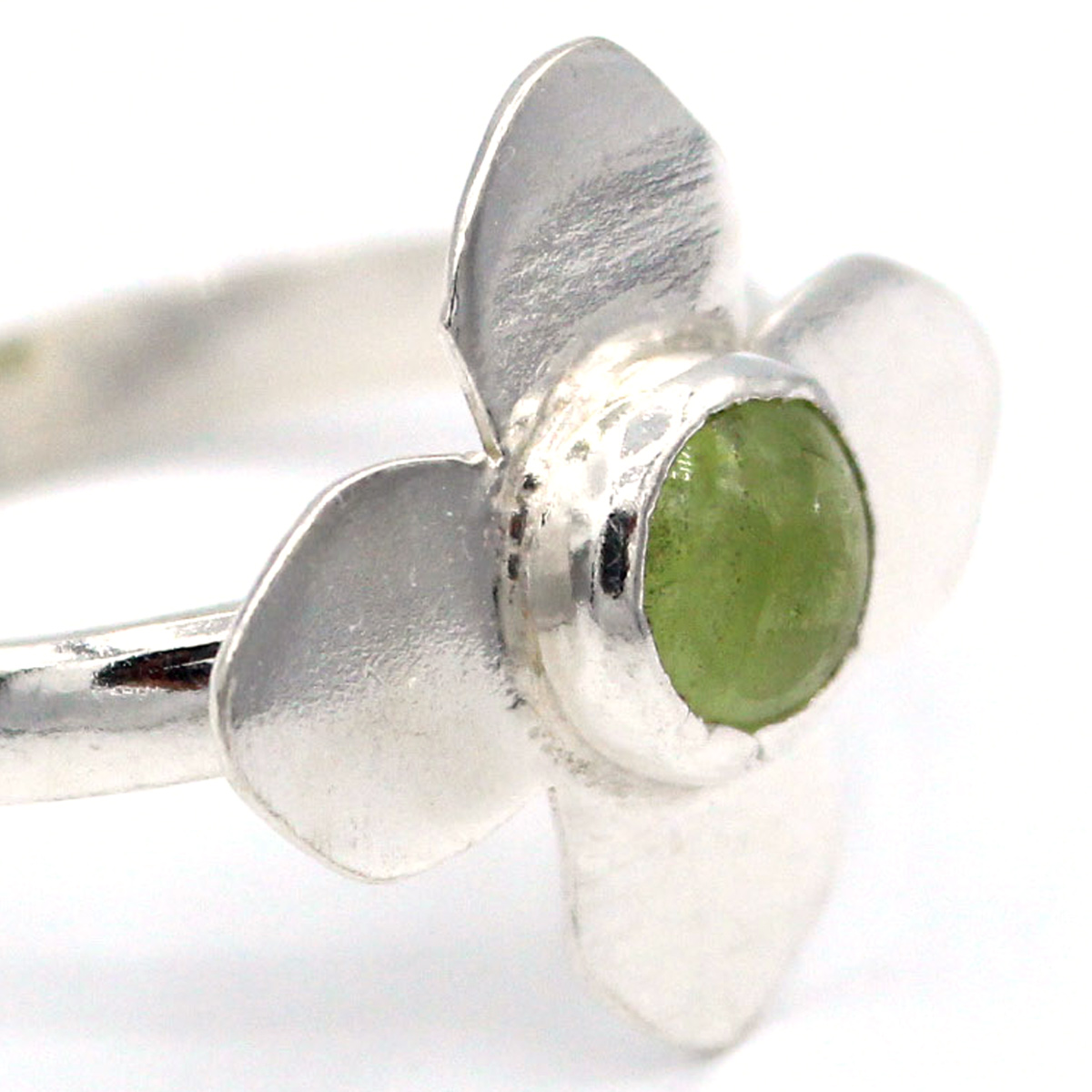 Peridot Stone Silver Ring | Floral Design Ring