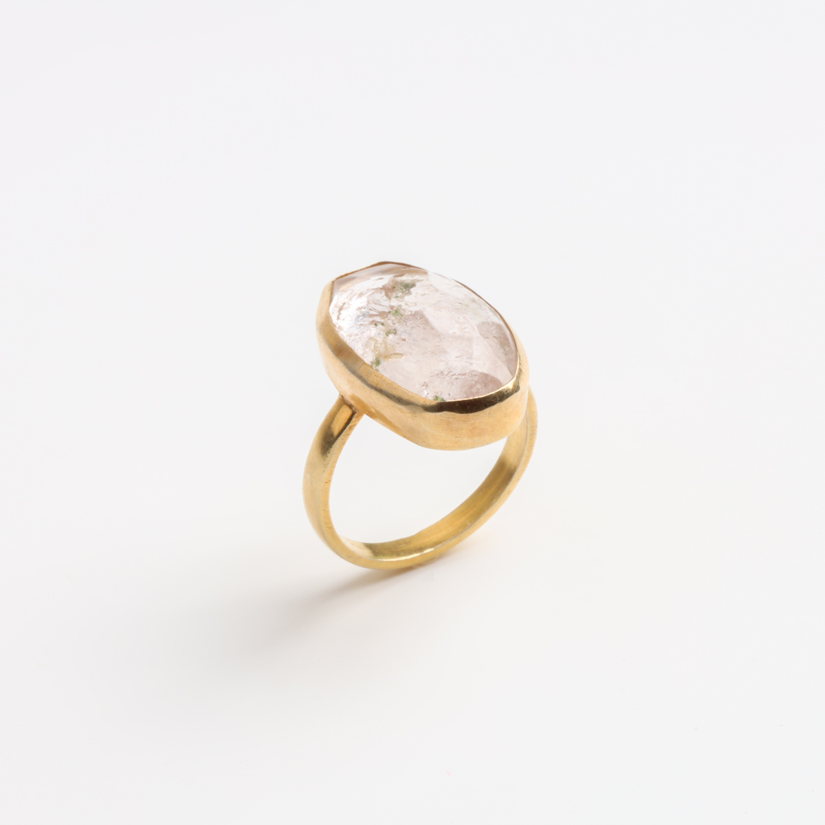 Raw Quartz Gold-Plated Minimalist Ring