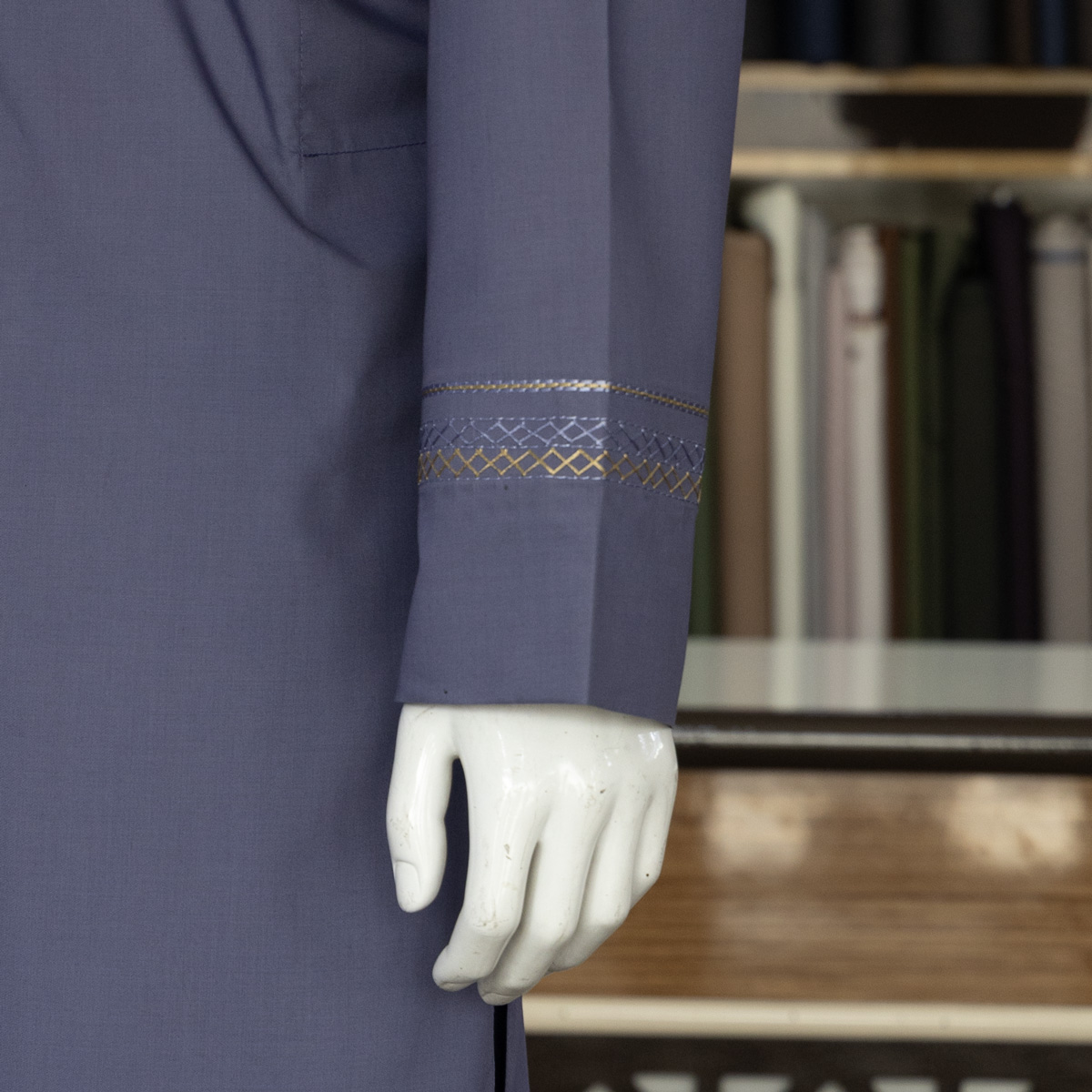 Pehran o Tunban, Mens Abaya Thobe Shirts Kaftan Longline Navy color