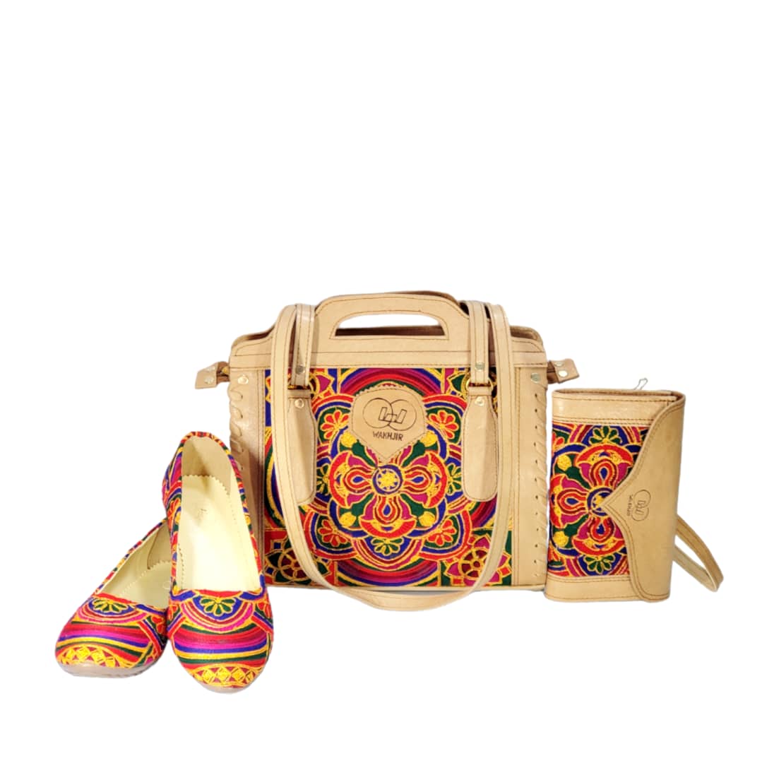 Handcrafted Pure Leather Matching Bag, Purse & Shoes | Cream Satchel Bag, Clutch Purse, Flat Shoes