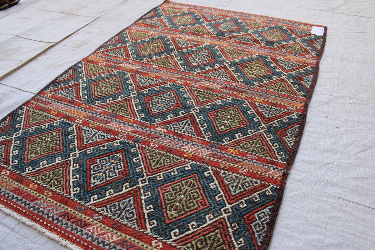 Stunning Design Chobrang Sarma Kilim With Nice Colorations