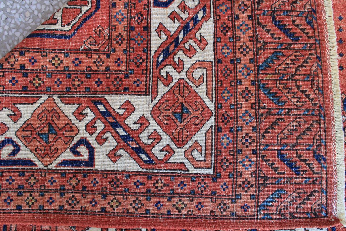 Orange Chobrang Philipay Carpet