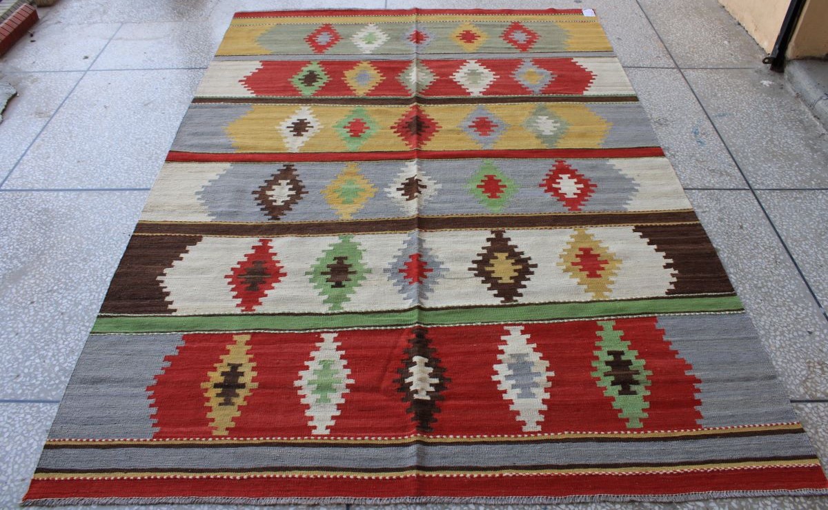 Beautiful Design Handmade Chobrang Kilim