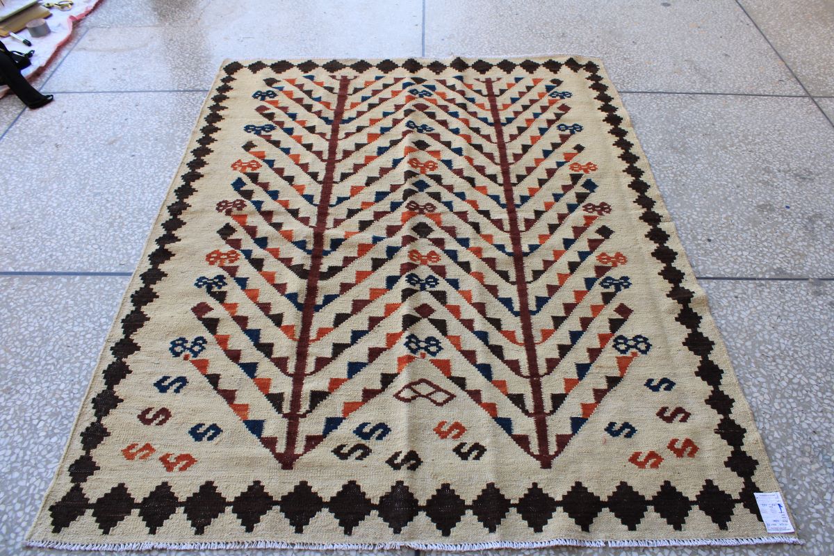 Stunning Tree Design Chobrang Kilim